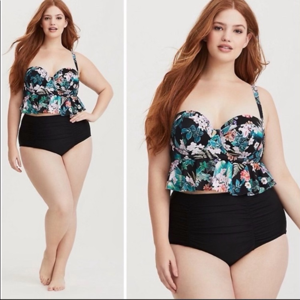 Torrid plus size swimsuit size 6